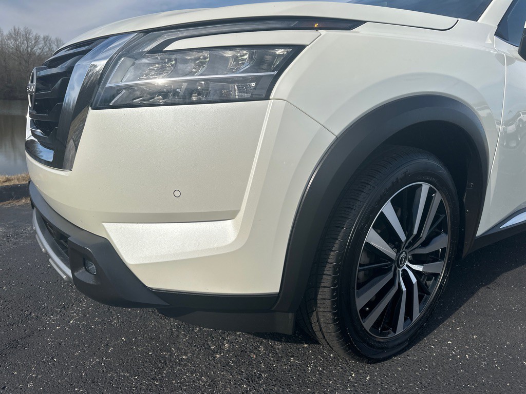 2023 Nissan Pathfinder Image 6