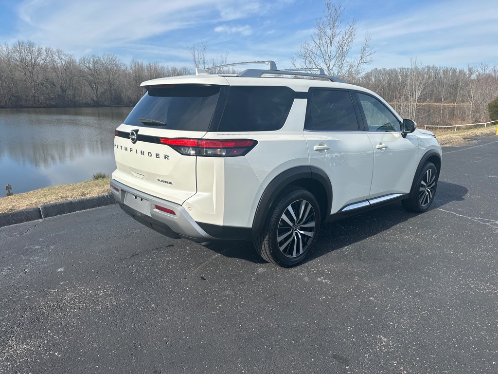 2023 Nissan Pathfinder Image 40