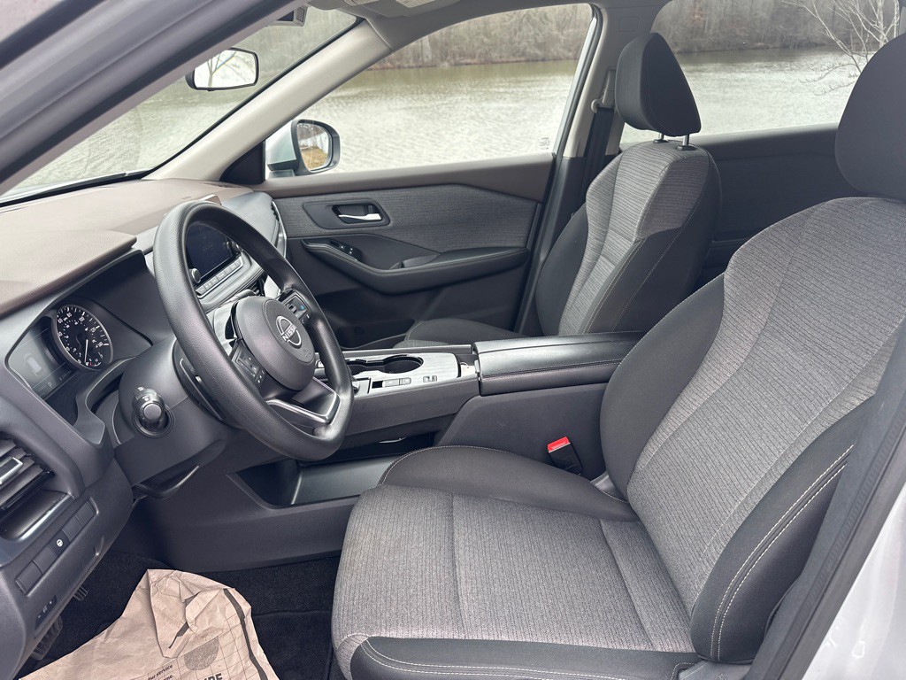 2022 Nissan Rogue Image 10