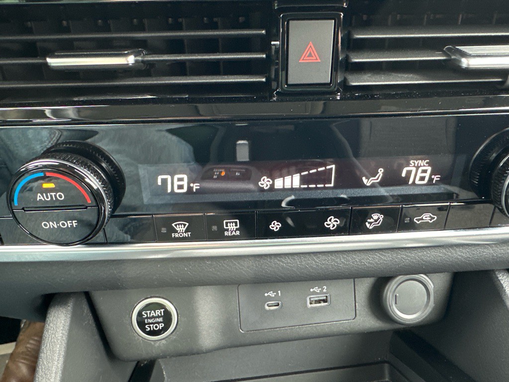 2022 Nissan Rogue Image 16