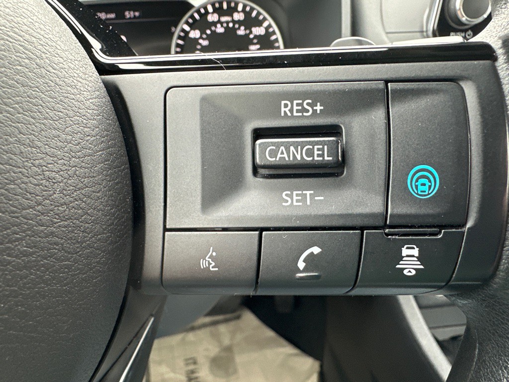 2022 Nissan Rogue Image 18