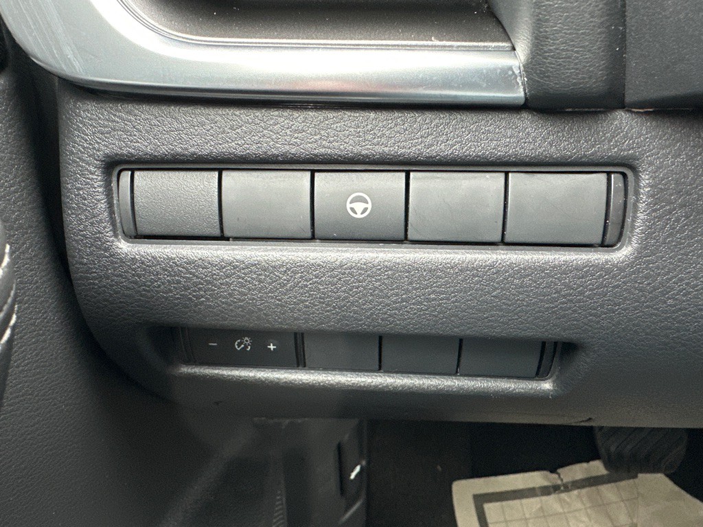 2022 Nissan Rogue Image 19