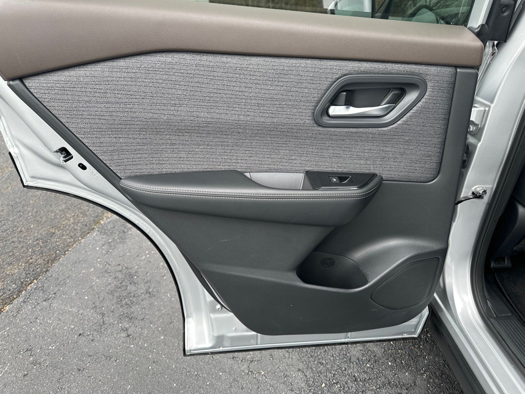 2022 Nissan Rogue Image 28