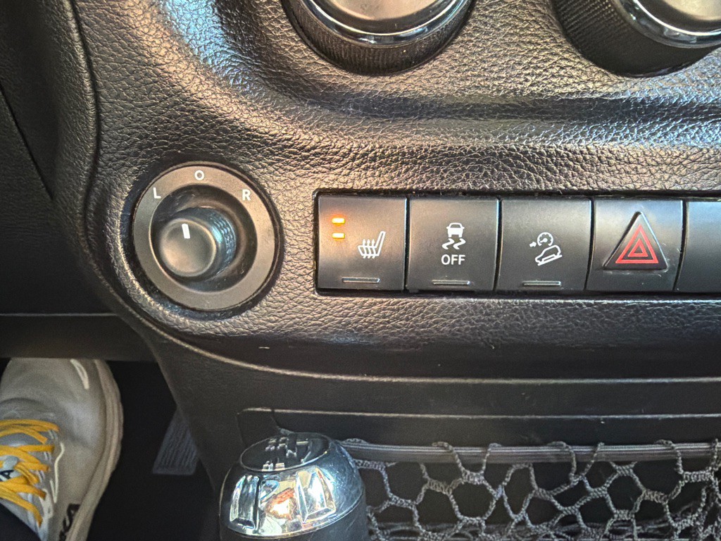 2015 Jeep Wrangler Unlimited Image 17