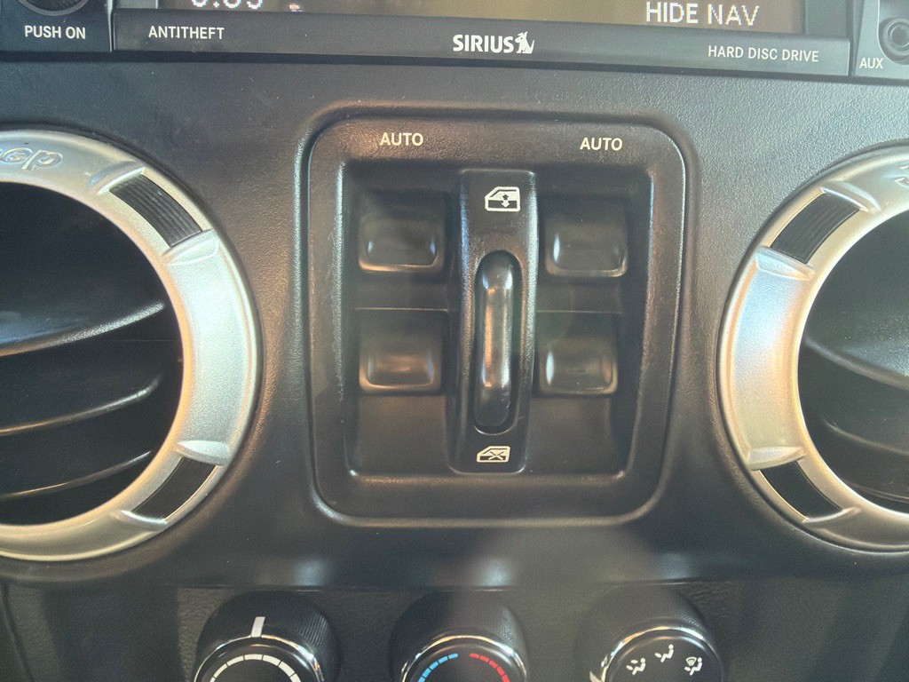 2015 Jeep Wrangler Unlimited Image 21