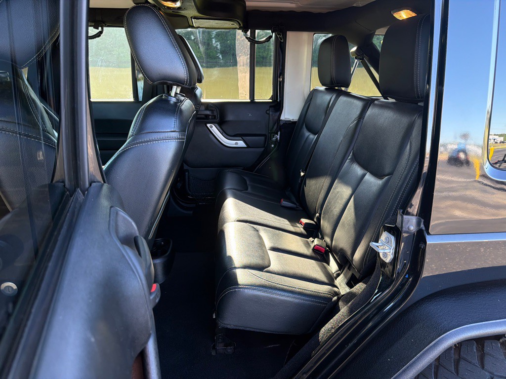 2015 Jeep Wrangler Unlimited Image 23