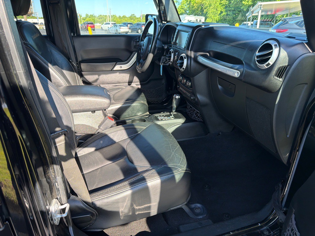 2015 Jeep Wrangler Unlimited Image 33