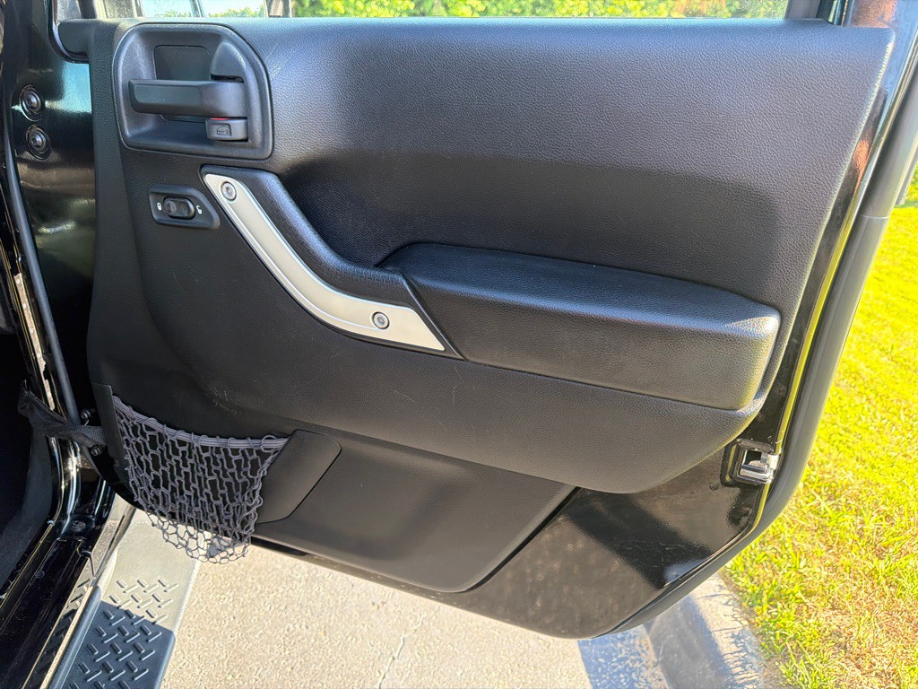 2015 Jeep Wrangler Unlimited Image 34