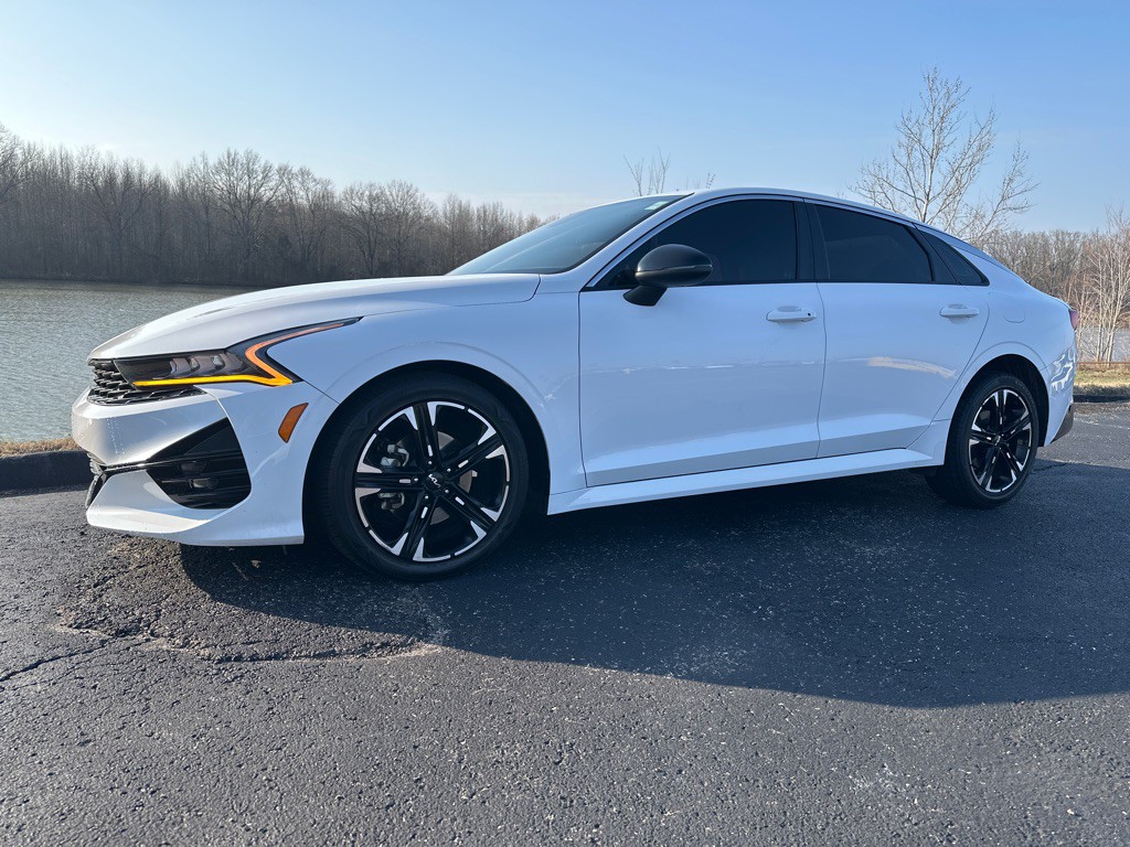2022 Kia K5 Image 2
