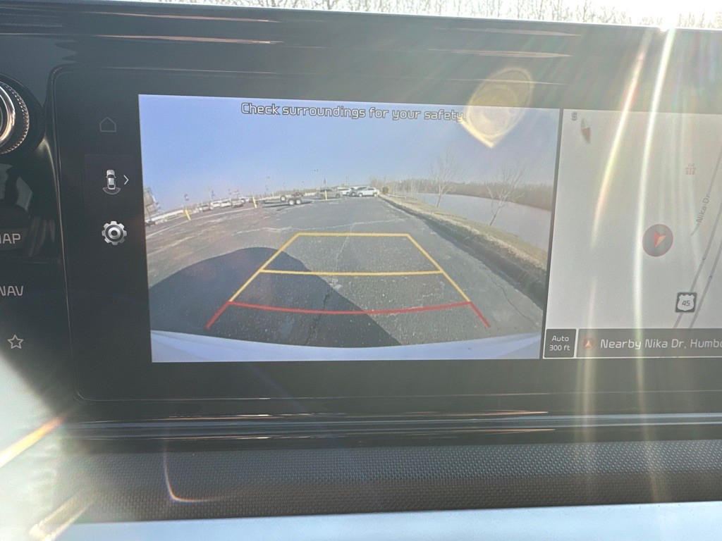 2022 Kia K5 Image 16