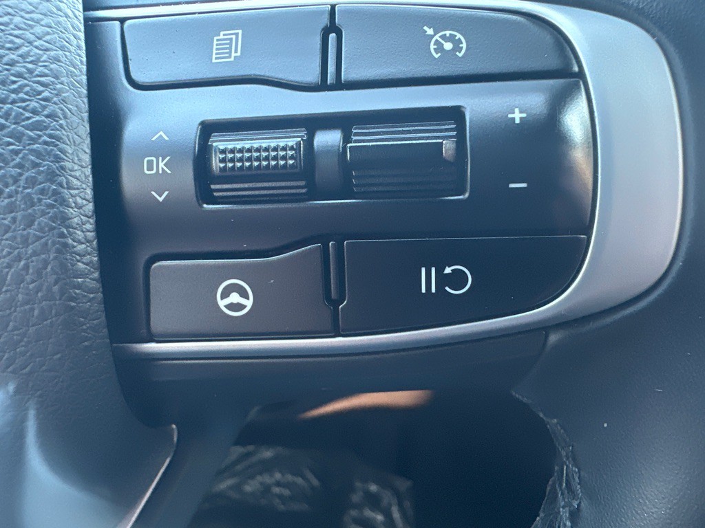 2022 Kia K5 Image 20