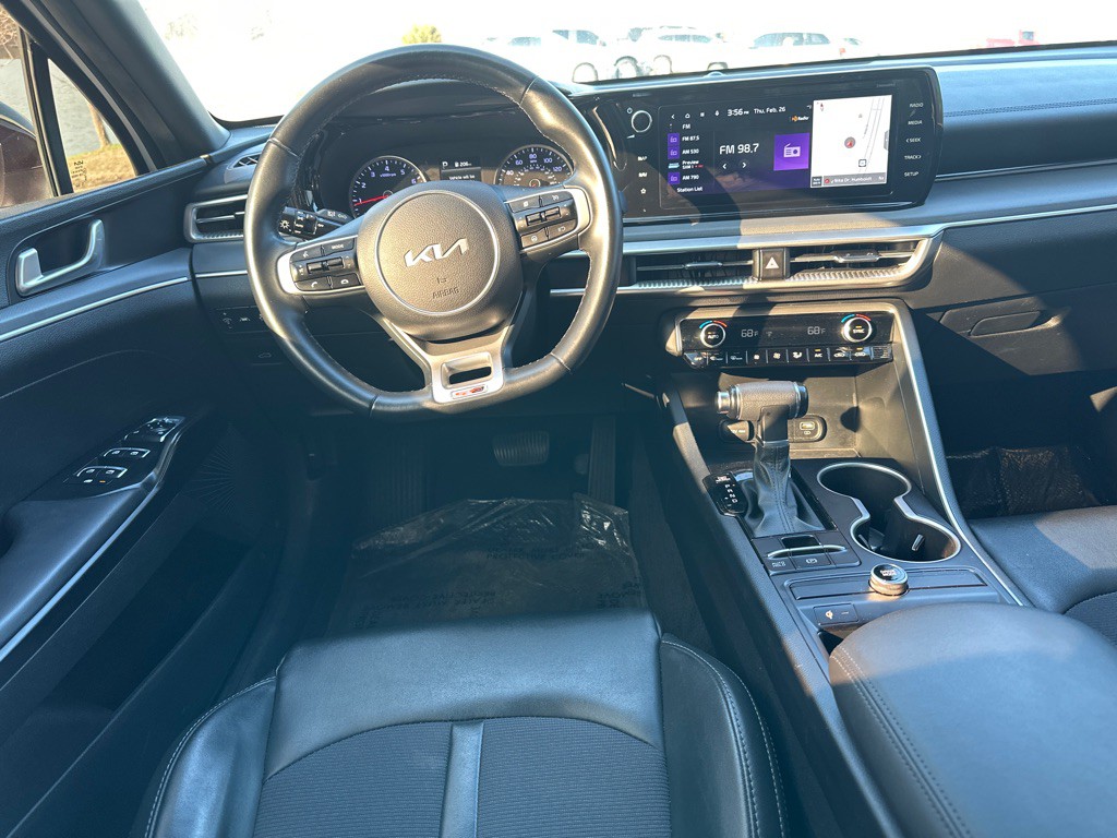 2022 Kia K5 Image 25