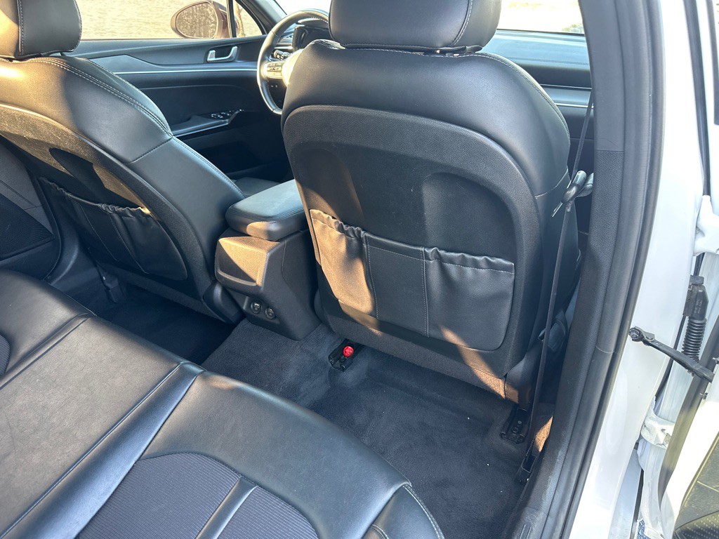 2022 Kia K5 Image 31