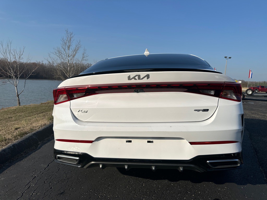 2022 Kia K5 Image 43