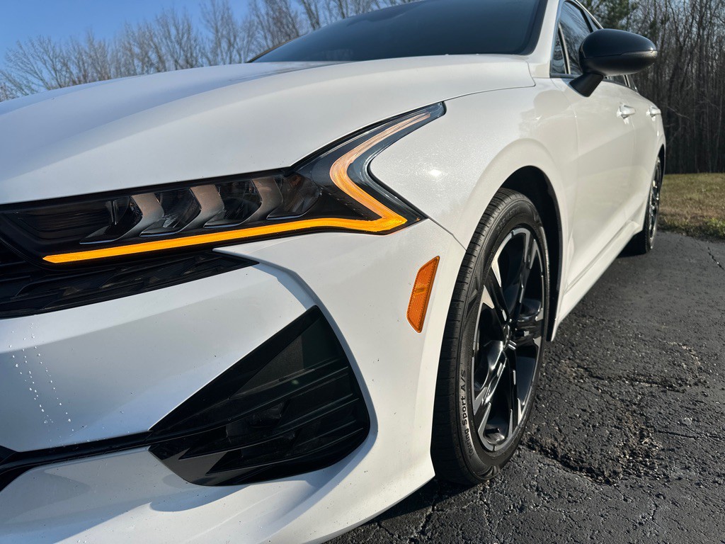 2022 Kia K5 Image 48