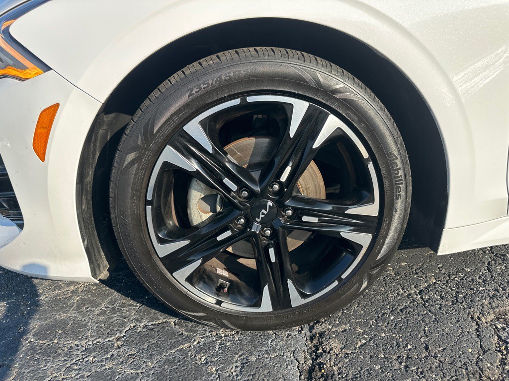 2022 Kia K5 Image 49