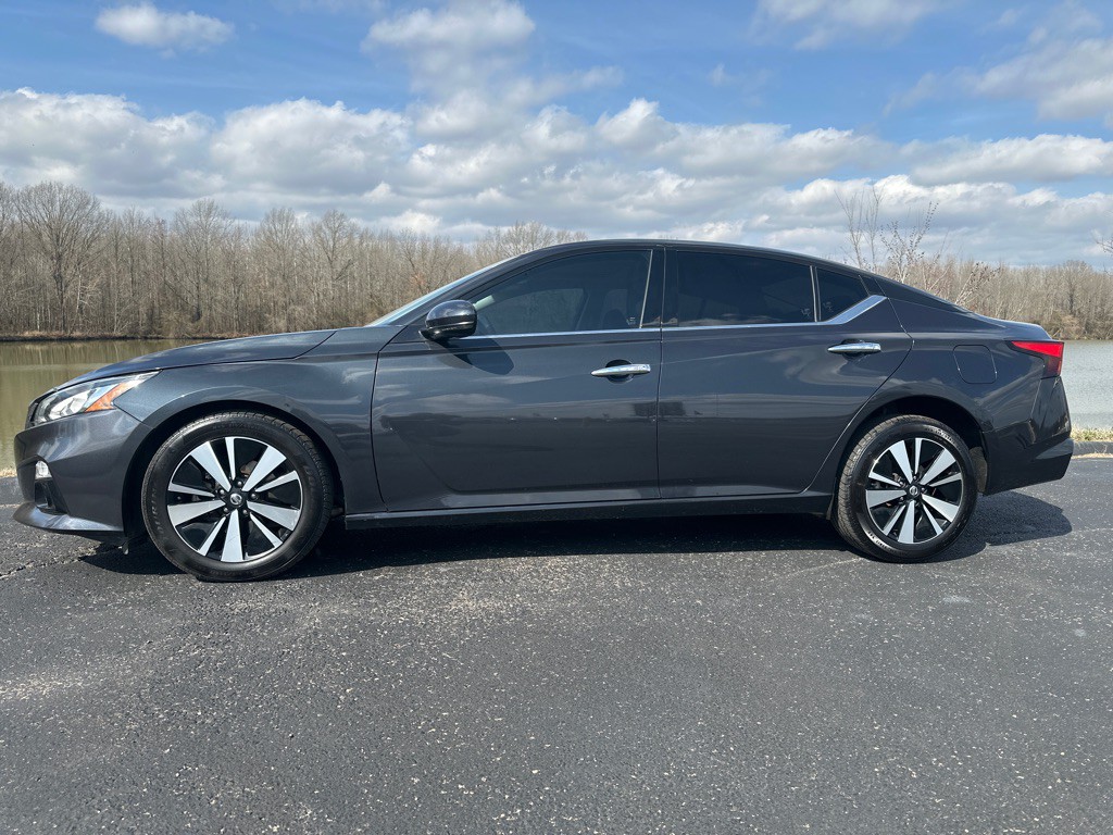 2019 Nissan Altima Image 4