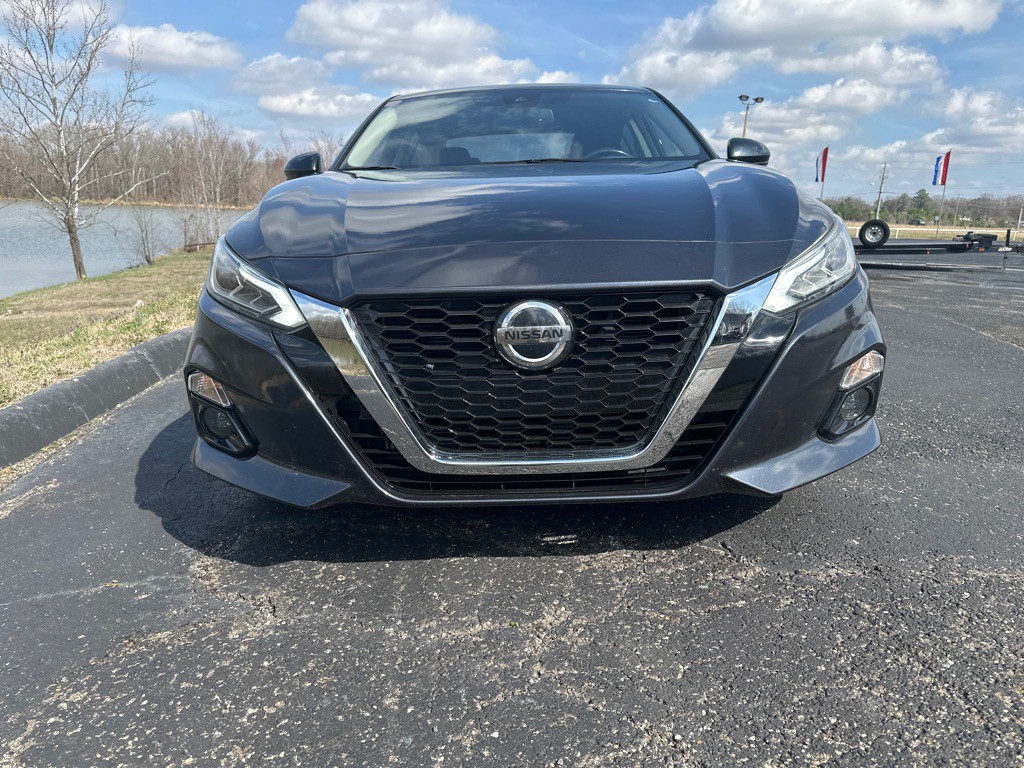2019 Nissan Altima Image 8