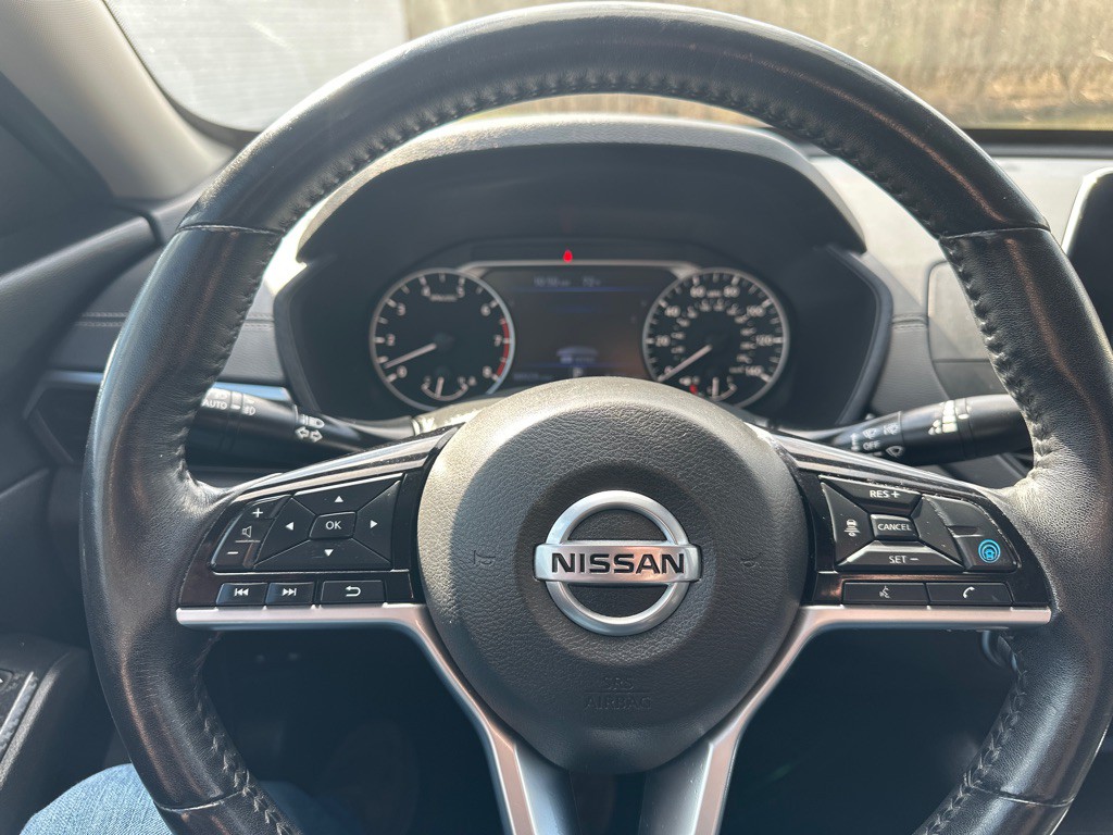 2019 Nissan Altima Image 14