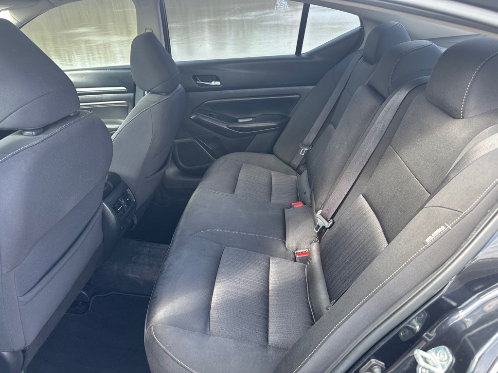 2019 Nissan Altima Image 24