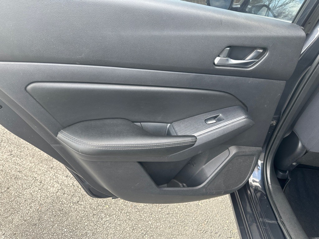 2019 Nissan Altima Image 25