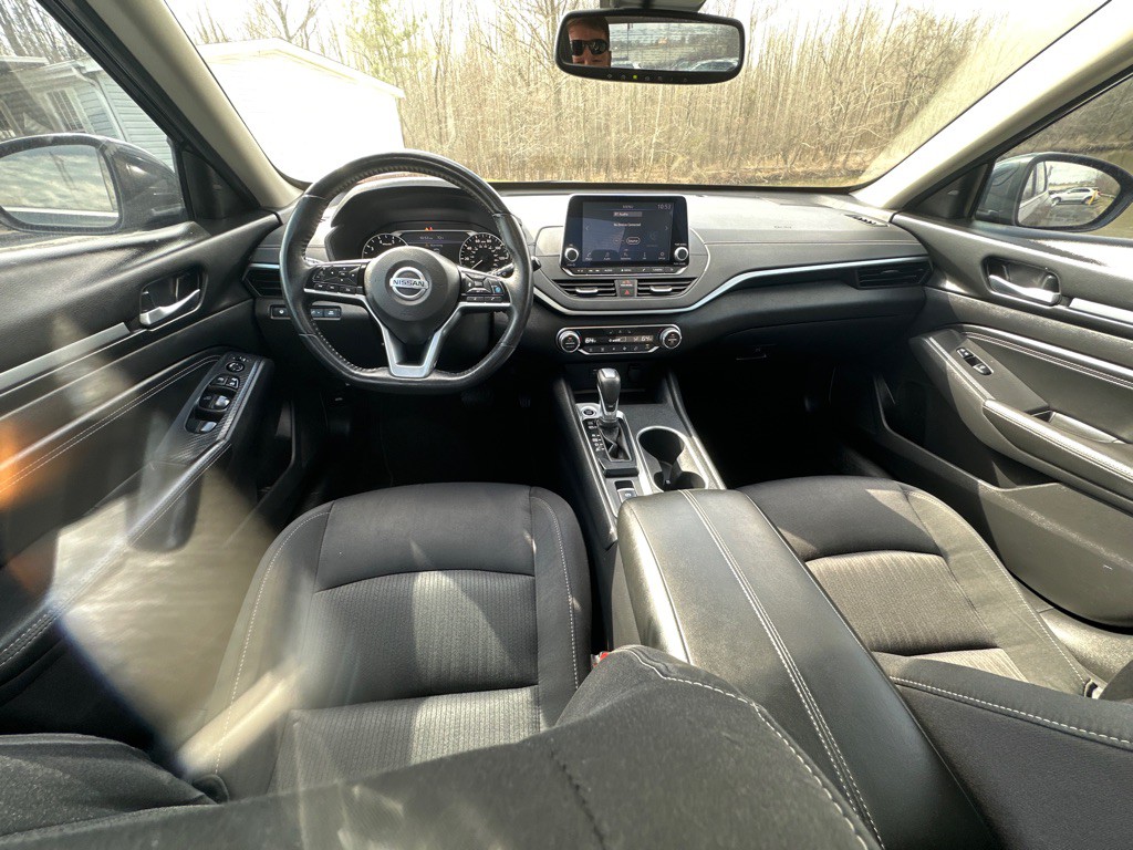 2019 Nissan Altima Image 26