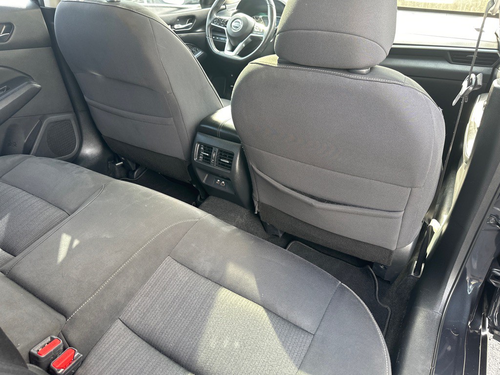 2019 Nissan Altima Image 32