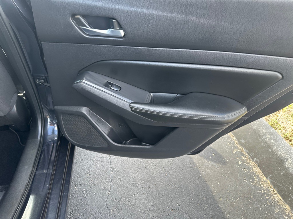 2019 Nissan Altima Image 33