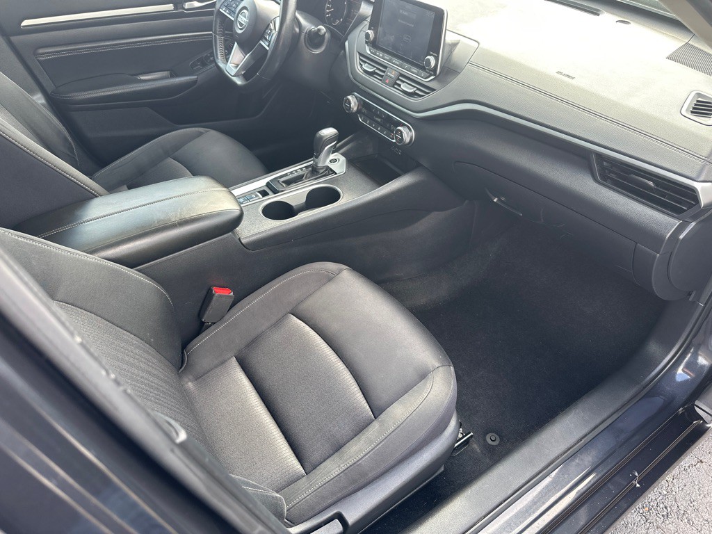 2019 Nissan Altima Image 34