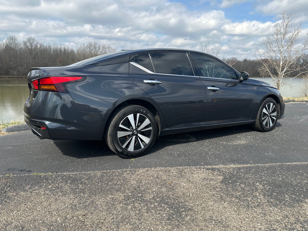 2019 Nissan Altima Image 41