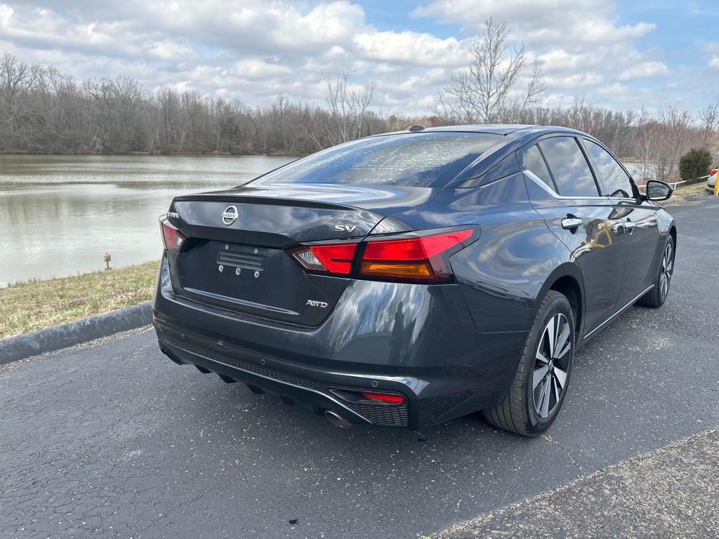 2019 Nissan Altima Image 44