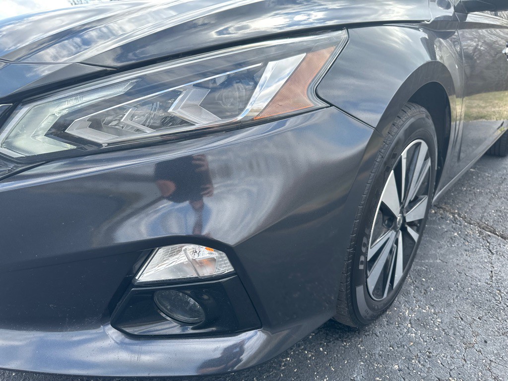 2019 Nissan Altima Image 50
