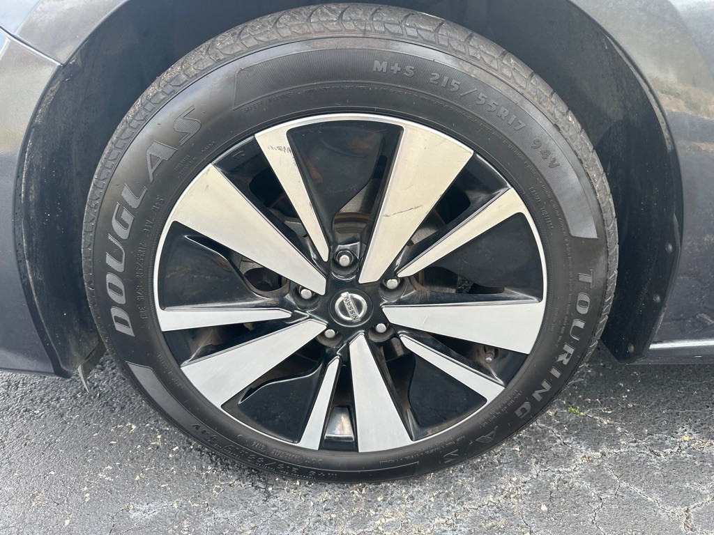 2019 Nissan Altima Image 51