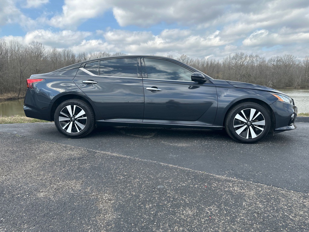 2019 Nissan Altima Image 55