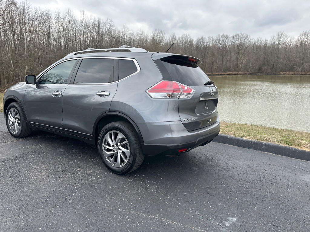 2015 Nissan Rogue Image 6