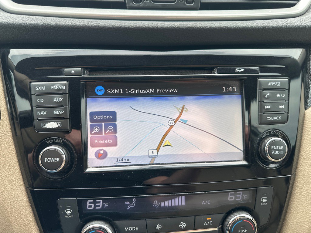 2015 Nissan Rogue Image 12