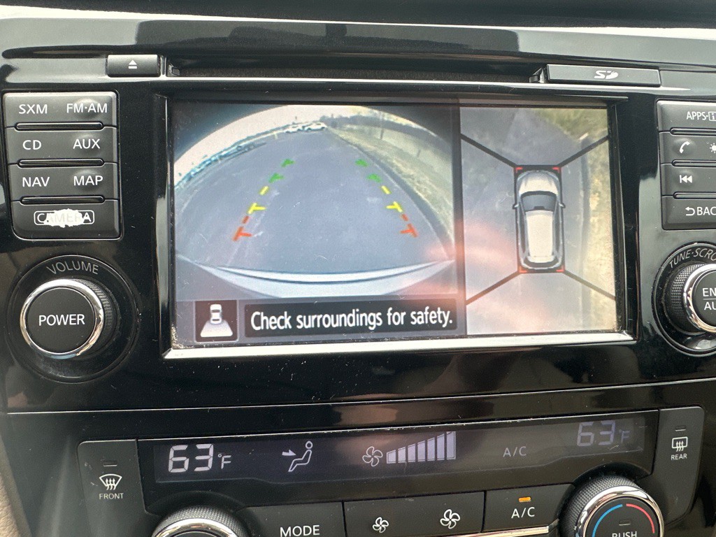 2015 Nissan Rogue Image 13