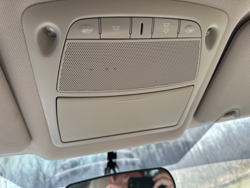 2015 Nissan Rogue Image 19