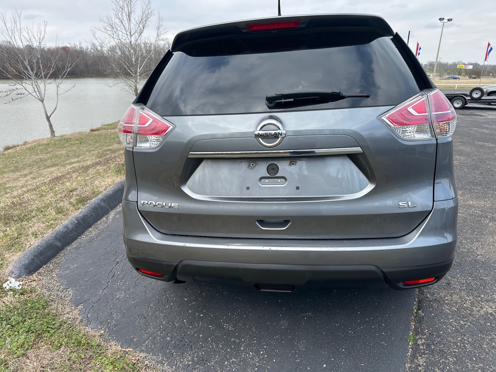 2015 Nissan Rogue Image 40