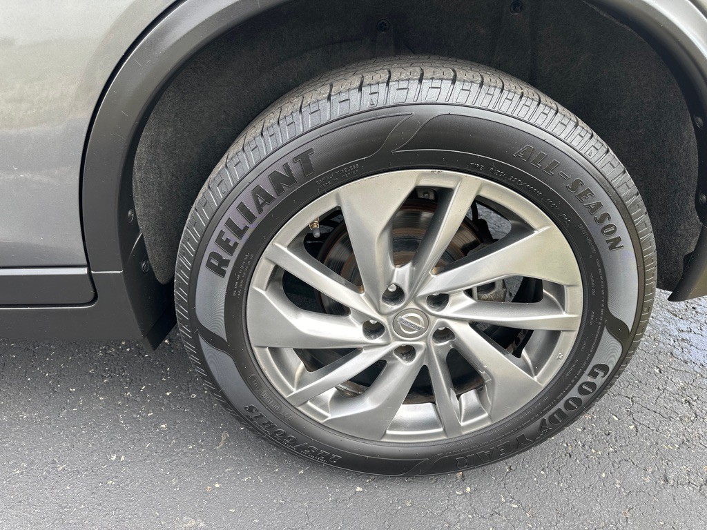 2015 Nissan Rogue Image 47