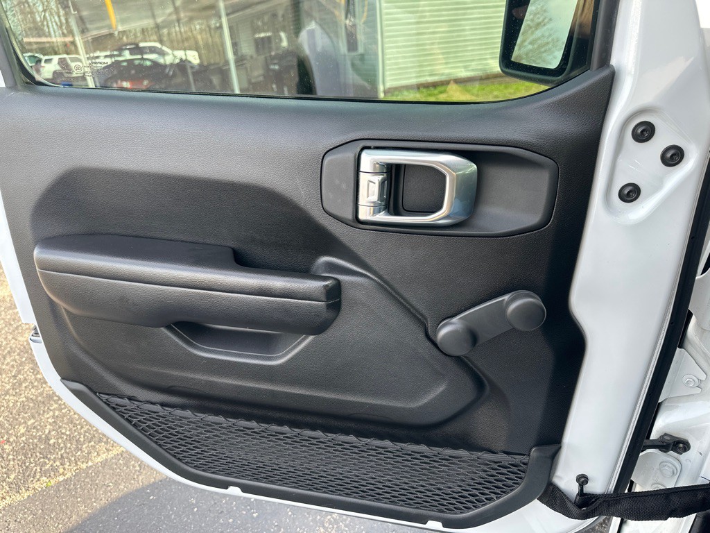 2021 Jeep Gladiator Image 18