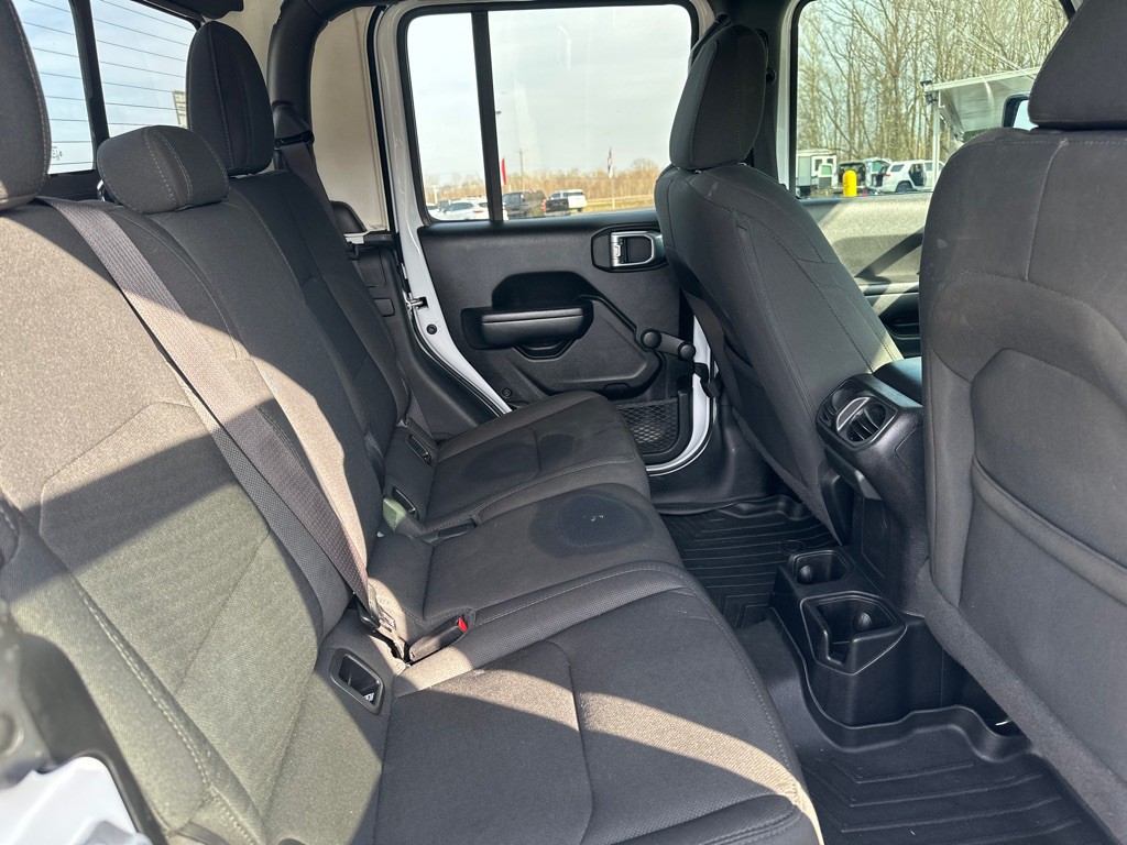 2021 Jeep Gladiator Image 26