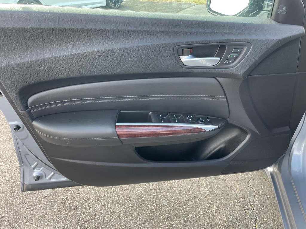 2015 Acura TL Image 24