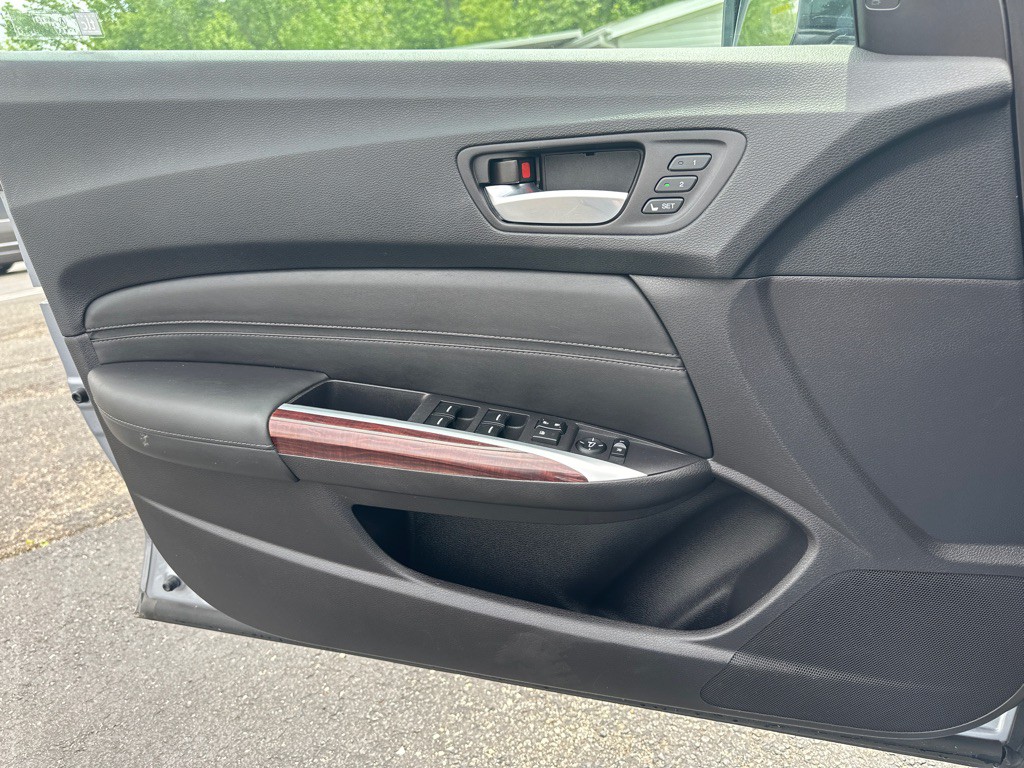 2015 Acura TL Image 18
