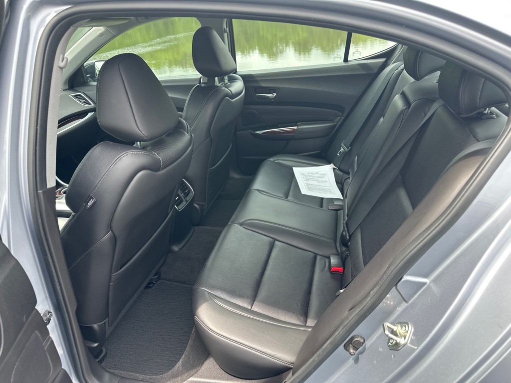2015 Acura TL Image 19