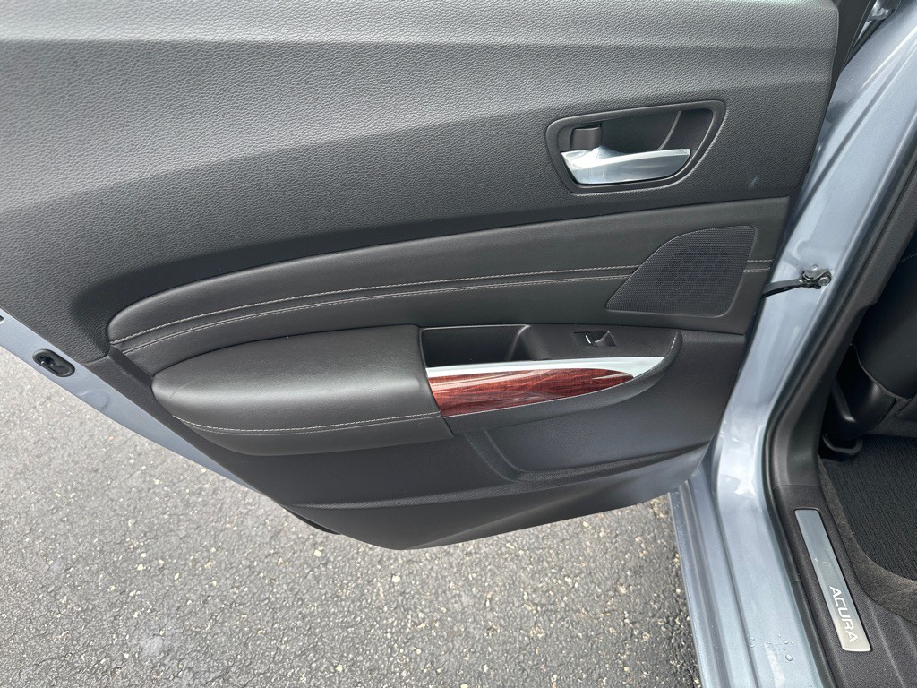 2015 Acura TL Image 23