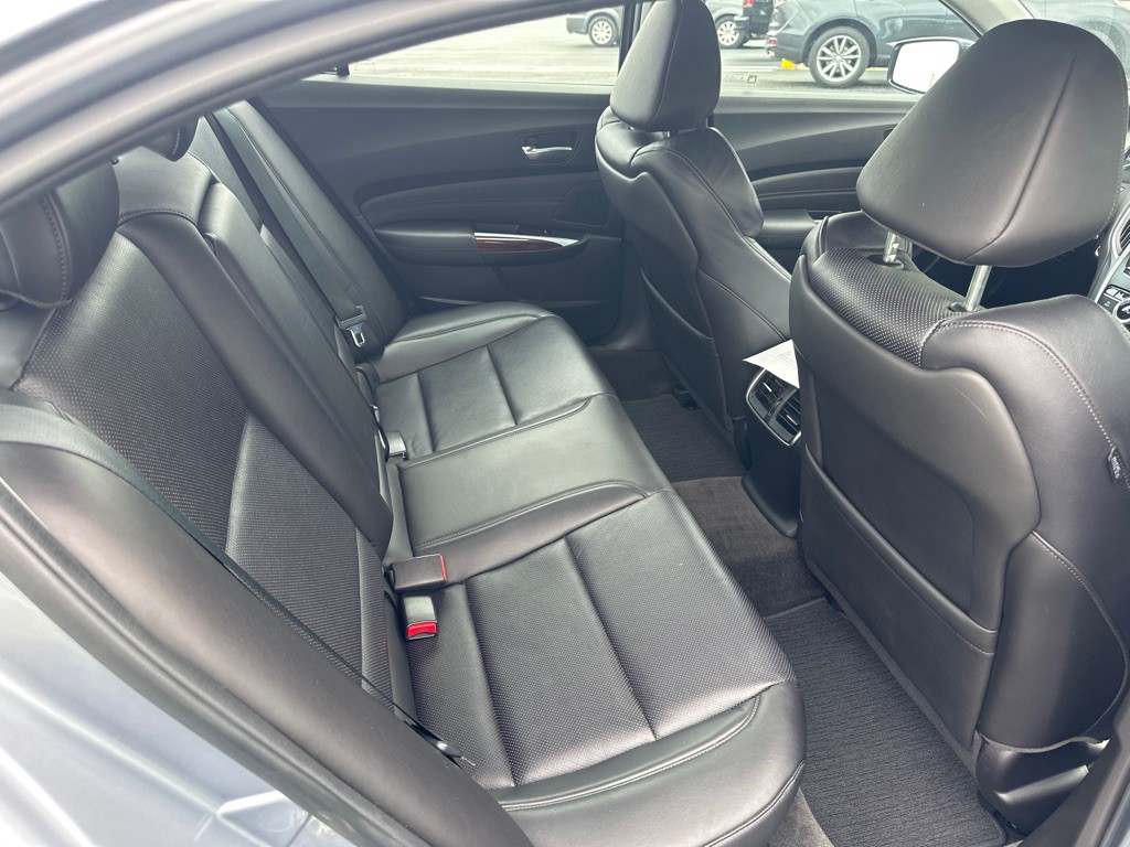 2015 Acura TL Image 25