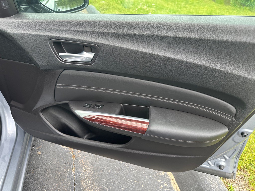 2015 Acura TL Image 30