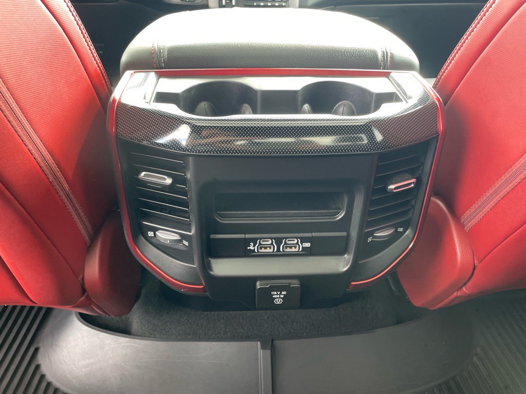 2019 RAM 1500 Image 32