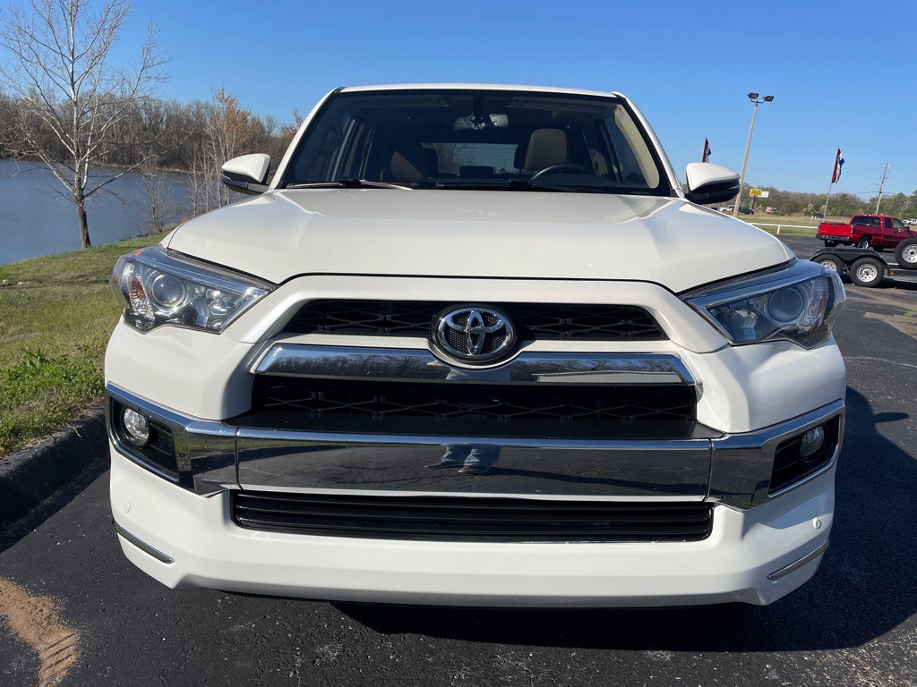 2019 Toyota 4Runner Image 9